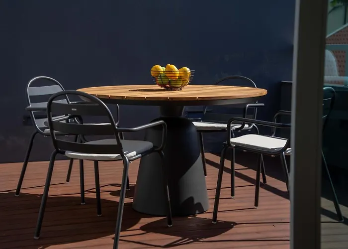 Feel Pdl 2 * Ponta Delgada (Sao Miguel)